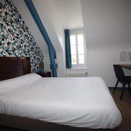Contact - Le Lion D'or 2* Lamballe